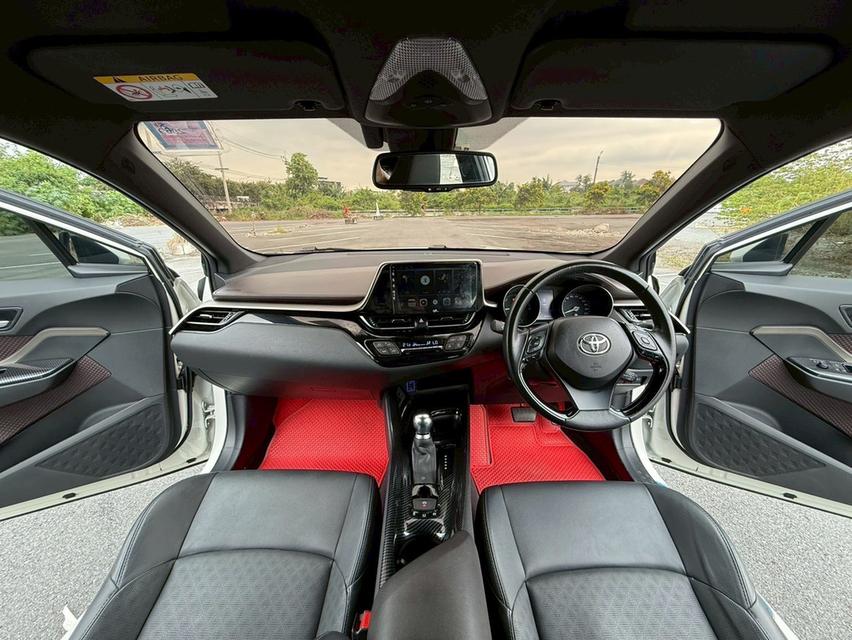 TOYOTA C-HR HV HI TOP 7