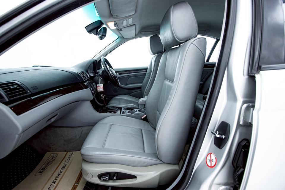 BMW SERIES 3 318iA E46 2003  7