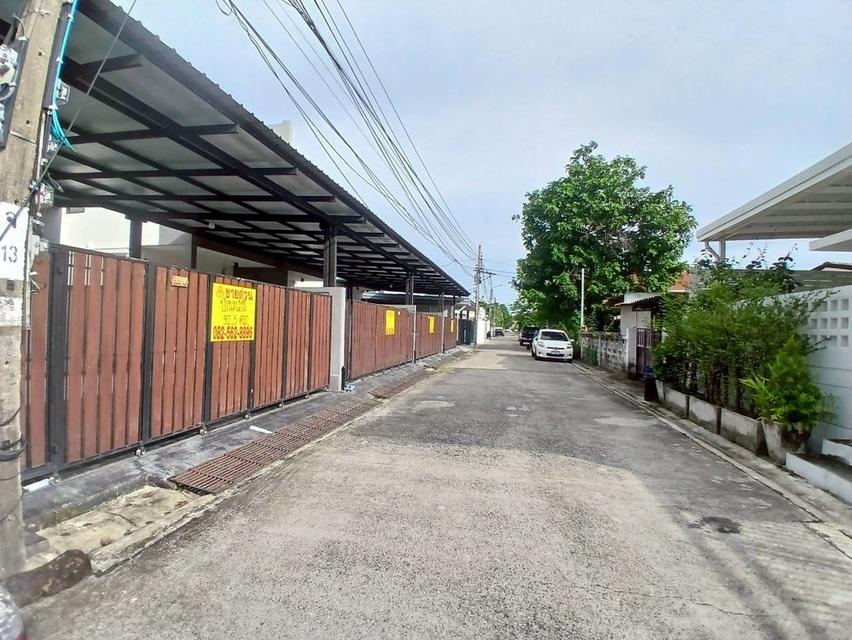 ขายบ้านแฝด 2 ชั้น พร้อมอยู่ โชคชัย4 ซอย56 แยก17 ถนนลาดพร้าว 2