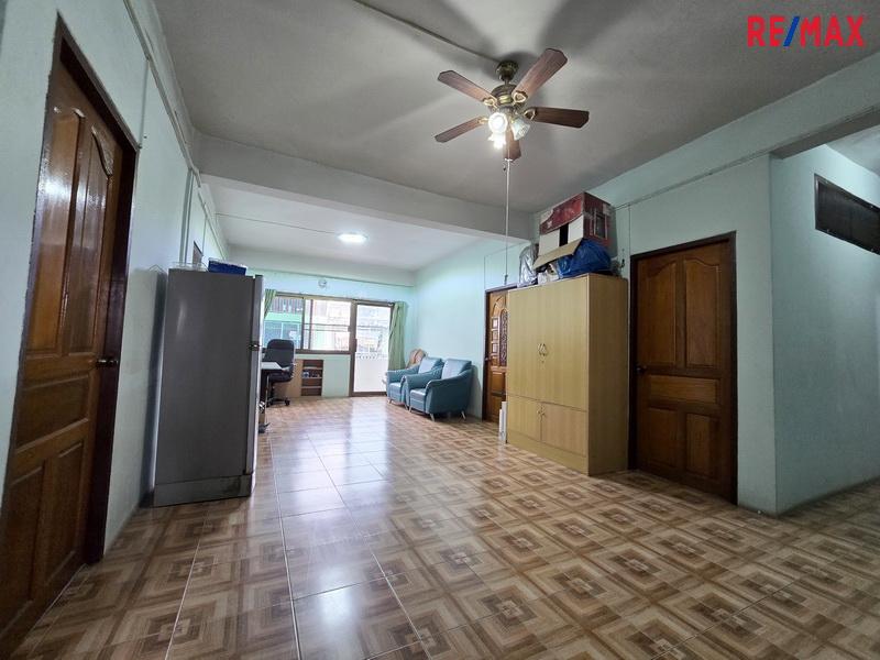 ขายอาคารพาณิชย์ 3.5 ชั้น 3 คูหา พระราม 2 ซอยสะแกงาม 35/3 พื้นที่ใหญ่ เหมาะทำธุรกิจ 13