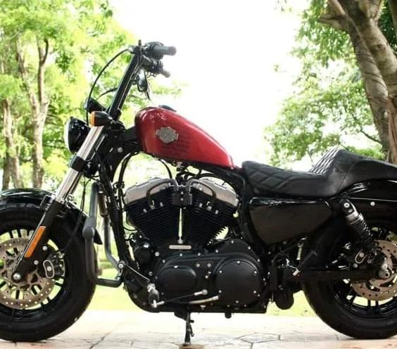 Harley Davidson Forty-Eight แดงดำ 2