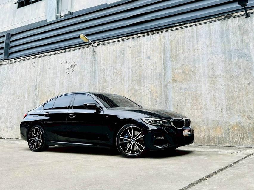 2022 BMW 330e M Sport Plug-in Hybrid โฉม G20 รถสวยใหม่ ราคาประหยัด คุ้มๆ