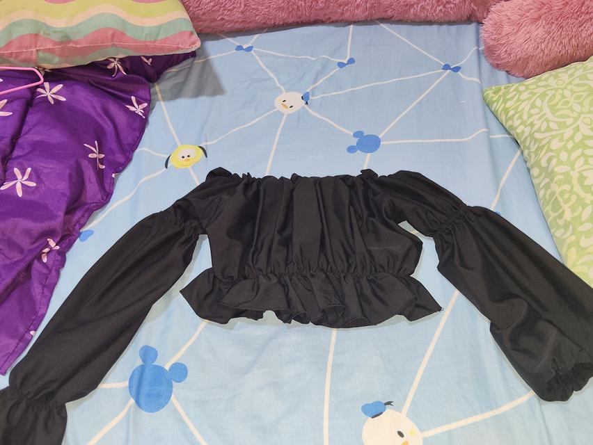 เสื้อปาดไหล่