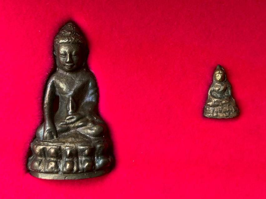 พระกริ่ง( สมเด็จพระสังฆราชแพ) รุ่น 5 สมเด็จ วัดสุทัศน์เทพวนารามฯ ปี 2536 เนื้อนวะโลหะเต็มสูตร ออกวัดท่าราบ จ.ราชบุรี หมายเลข 557 พร้อมกล่องเดิม  12