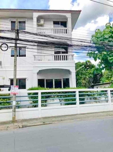 รร.นานาชาตินีวา 1.3 กม. 5นอน 5น้ำ โยธินพัฒนา CDC ศรีวรา นวมินทร์ 107-113 MRT พหลโยธิน นวมินทร์ 400ม. อาคารพาณิชย์ 3ชั้น  2