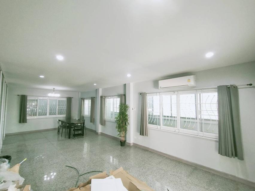 บ้านเดี่ยว ต่อเติมพร้อมอยู่ ติดถนนใหญ่ ใกล้ถนนวงแหวน รังสิต-คลอง4 6