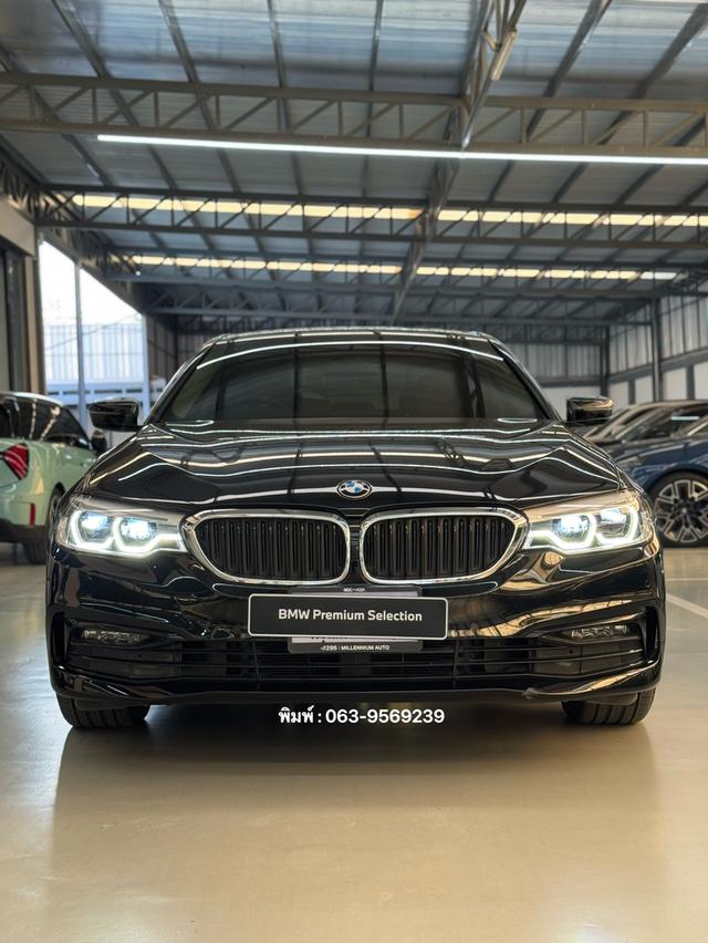 2018 BMW 530e Highline g30 (รถมือเดียว ไมล์แท้ สภาพนางฟ้า ปรับสภาพให้พร้อมส่งมอบ) รูปที่ 2