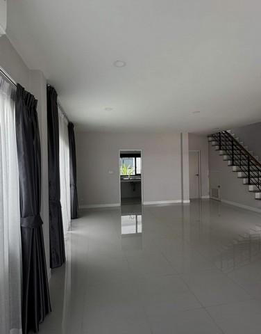 ขายหรือให้เช่า บ้านเดี่ยว 3 ชั้น โครงการ Centro ดอนเมือง-แจ้งวัฒนะ 58 ตร.วา สไตล์ Modern พร้อมอยู่ ใกล้ทางด่วนและรถไฟฟ้า 3