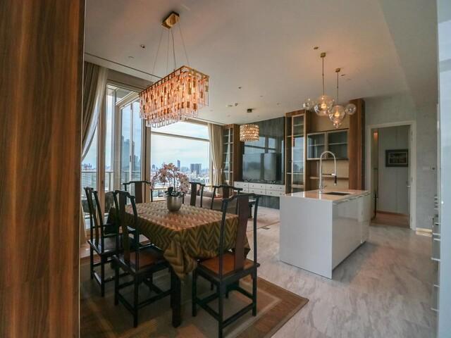 Four Seasons Private Residences Condo for RENT, near BTS Saphan Taksin 3