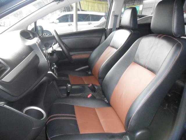 Toyota Sienta 1.5V ปี 3016  12