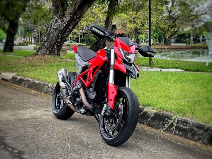 ขาย Ducati Hypermotard 4