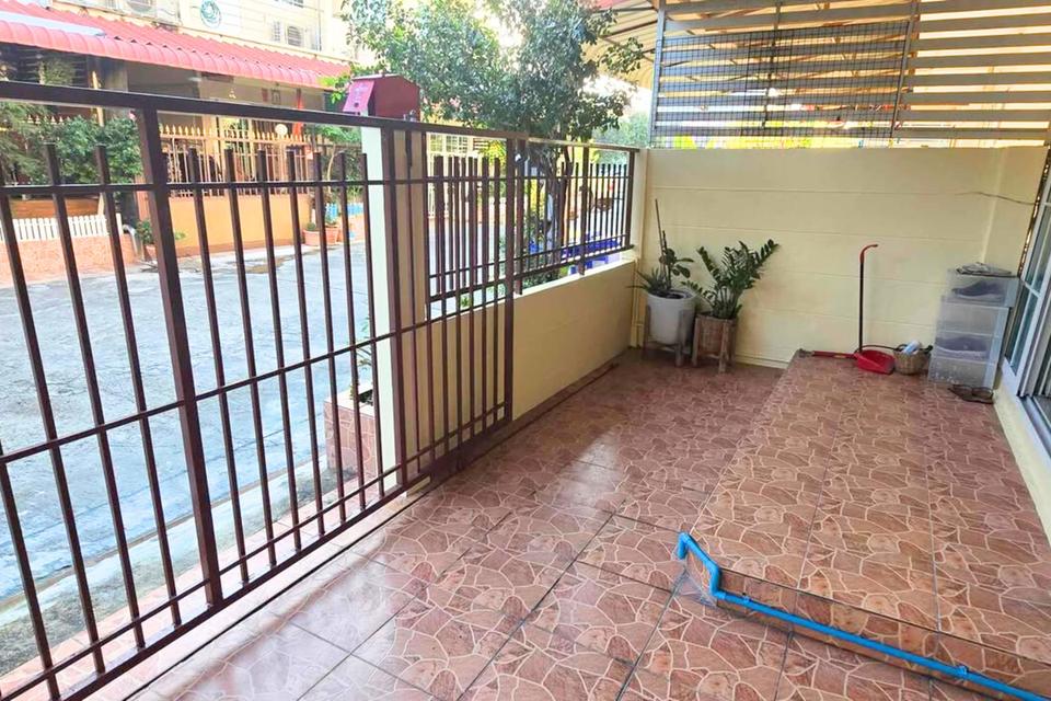 ทาวน์เฮ้าส์ เฟื่องฟ้า16 เทพารักษ์ หนามแดง 4