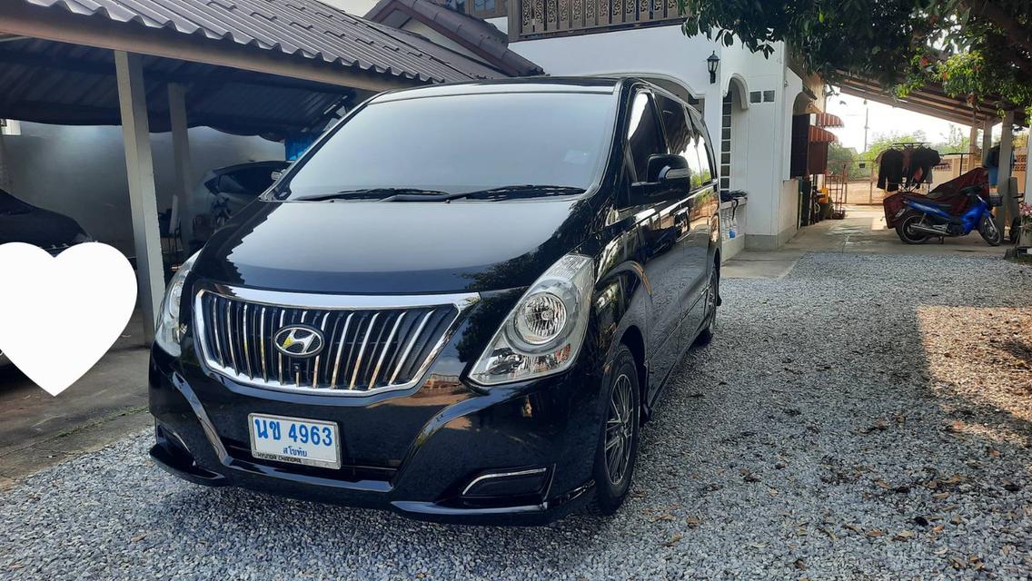 รถยนต์ตู้นั่งสี่ตอน HYUNDAI มืสอง ปี 2017