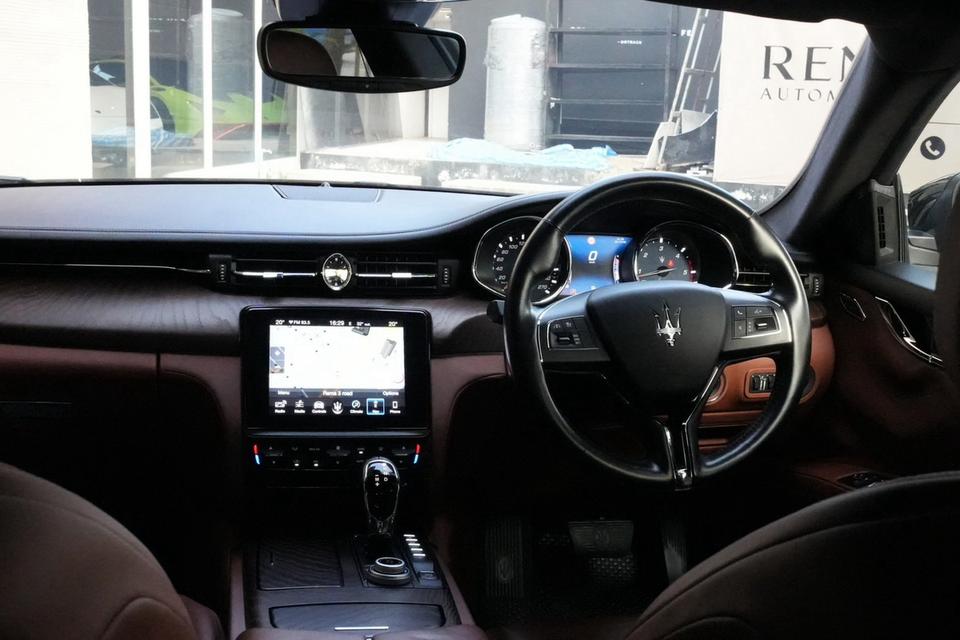 Maserati Quattroporte Diesel 2020 สีดำ รถศูนย์มือเดียว รูปที่ 12