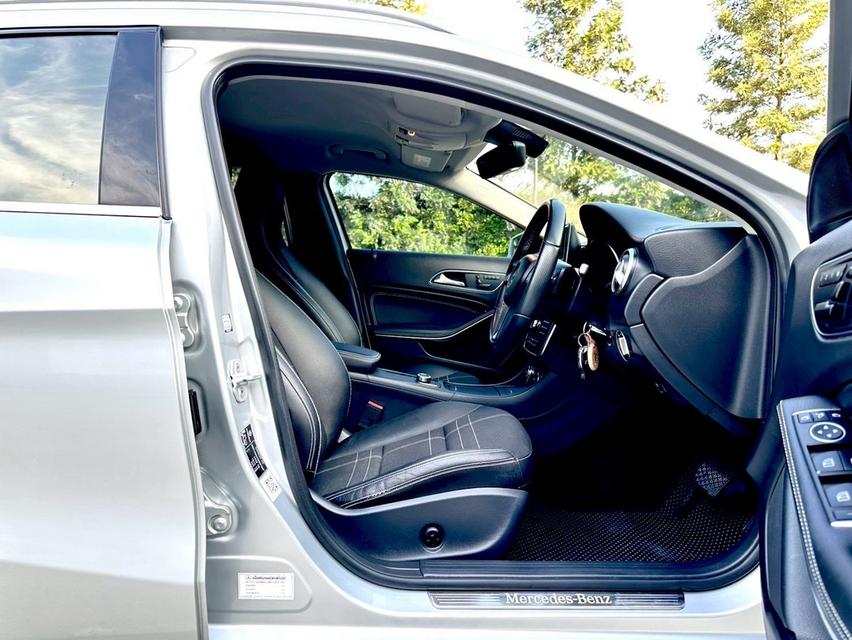MERSEDES BENZ GLA 200 ปี 2015 รูปที่ 13
