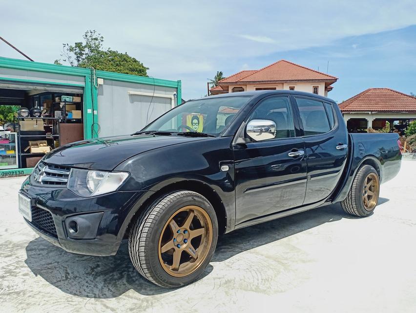 2012 Mitsubishi Triton 2.5 DOUBLE CAB GLS Plus Pickup  3