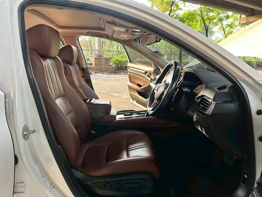 2021 Honda ACCORD 2.0 e:HEV TECH AT รุ่นท๊อป ออฟชั่นครบ พร้อม Sunroof รูปที่ 16