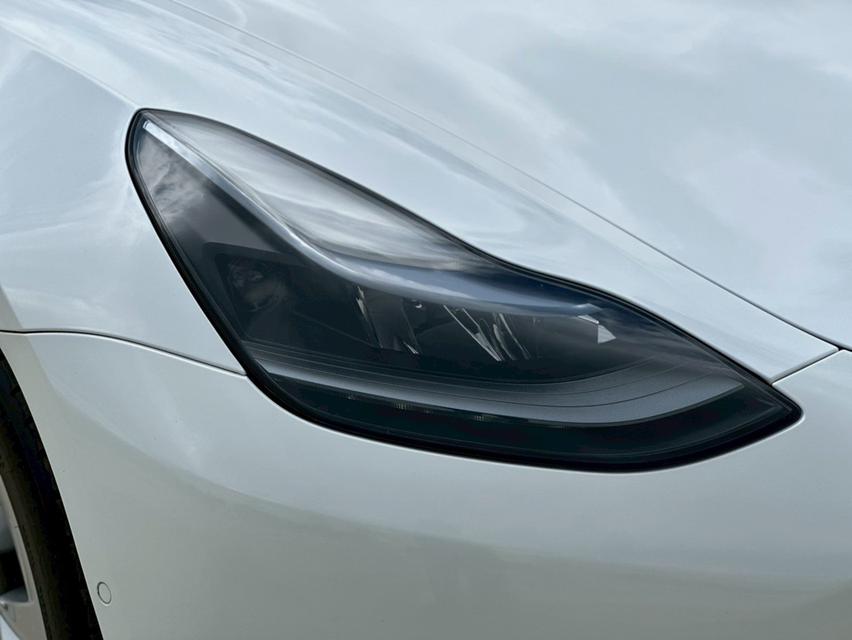 Tesla Model 3 Long Range 2023 • Mileage: 74,000 km . 7