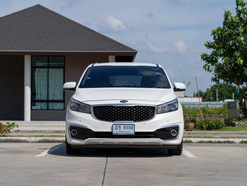 KIA GRAND Carnival 2.2 Ex ปี 2016 จด 2018 ขายถูก รถหรูสภาพสวย 2