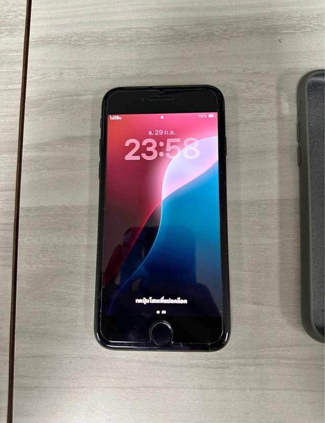 iPhone se2020 64gb เครื่องยังสวย