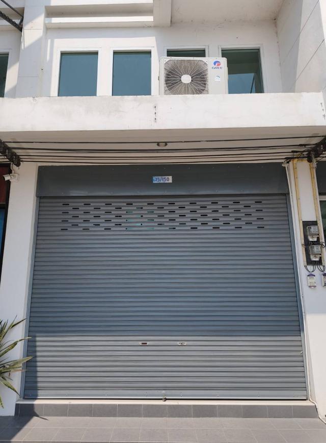 ตึกแถว 3 ชั้น ครึ่ง ถนนข้าวหลาม บางแสน จ.ชลบุรี 2