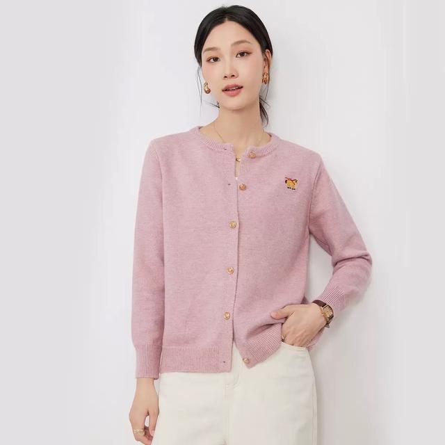 เสื้อไหมพรม สีชมพู ผ้านุ่ม ใส่สบาย ราคาถูก ส่งฟรี