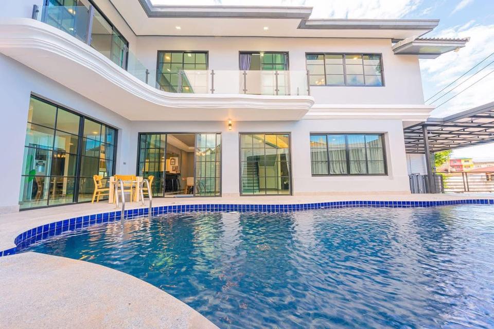 For Rent Pool Villa Near Walking Street Pattaya