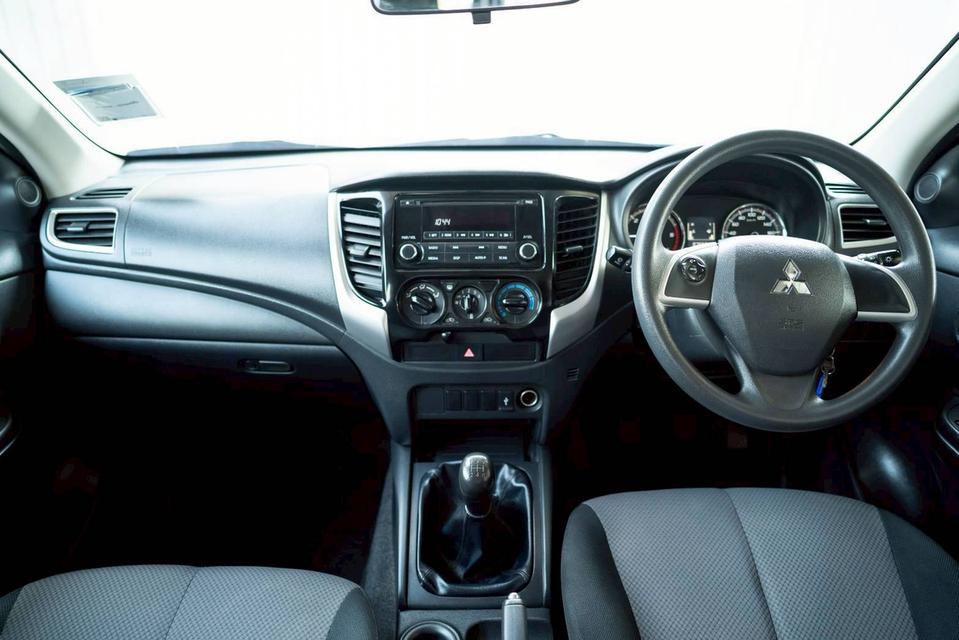 MITSUBISHI TRITON 18-23 2.5 GLX ปี 2022 สีเทา MT โฉม MEGA CAB รูปที่ 15