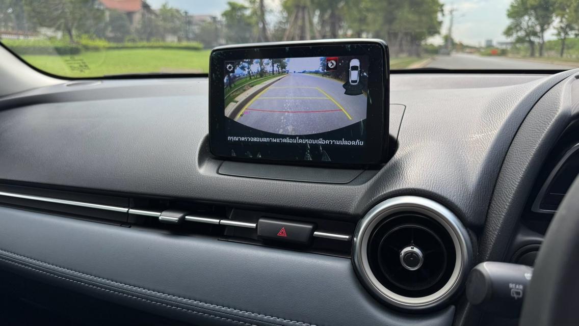 (แจ้งรหัสรถ TPV9510) 🎊  Mazda 2 1.3 S sports Leather  ปี 2020  🎊 รูปที่ 10