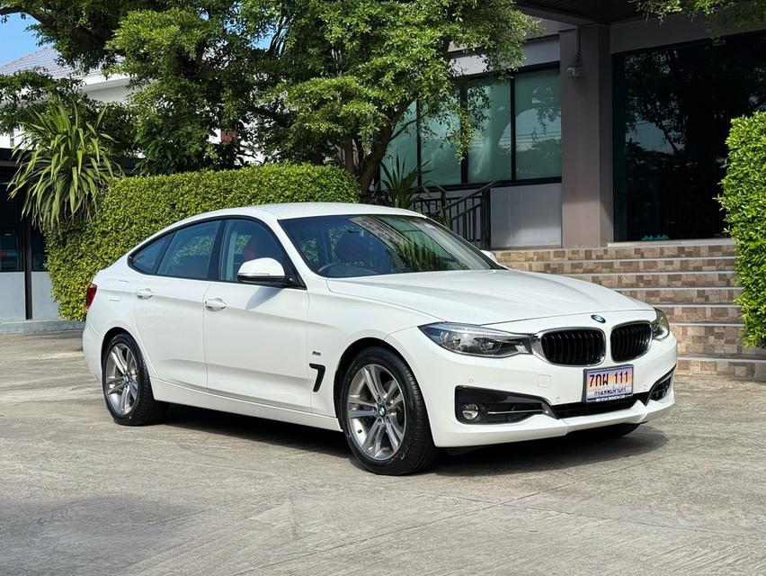 2018 BMW 320D GT SPORTLINE LCI รถมือเดียวออกป้ายแดง รถวิ่งน้อย เข้าศูนย์ทุกระยะ ไม่เคยมีอุบัติเหตุครับ