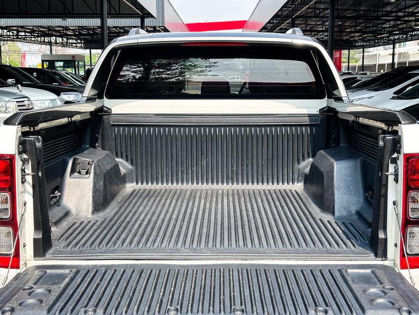 ขายรถ Ford Ranger 2.2 Double Cab WildTrak Hi-Rider Pickup ปี 2013 สีขาว เกียร์ออโต้ รูปที่ 8