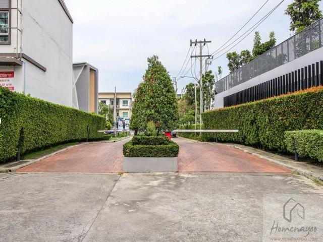 ให้เช่าทาวน์โฮม 3 ชั้น 176 ตร.ม. The Rich Biz Home สุขุมวิท 105 ใกล้ MRT ศรีลาซาล 4