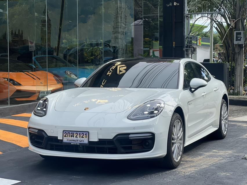 Porsche Panamera E hybrid ปี 2018