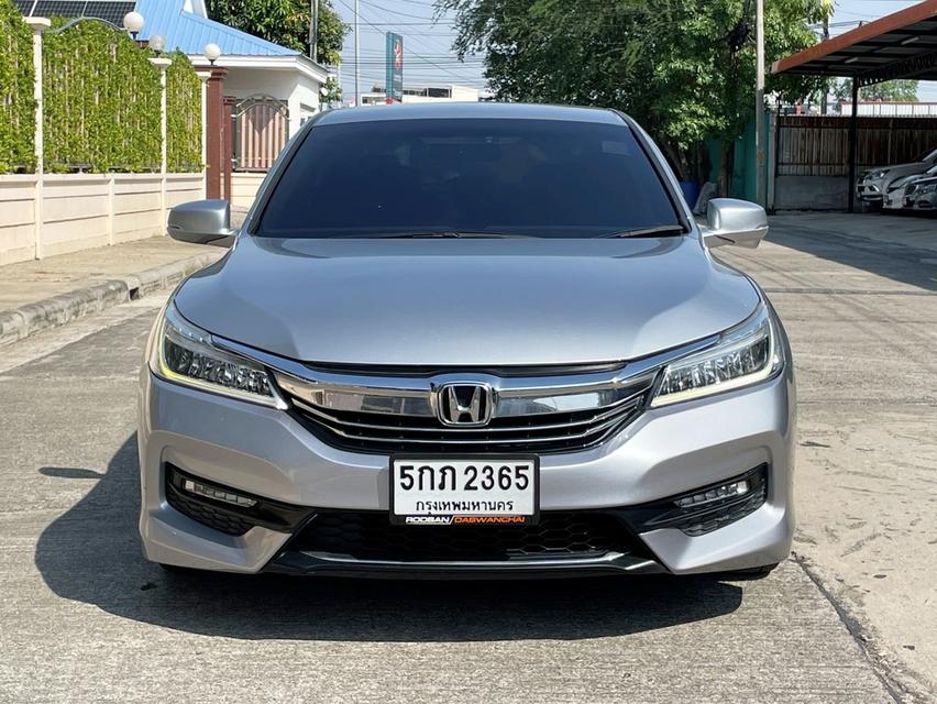 Homda Accord 2.4El ปี16 3