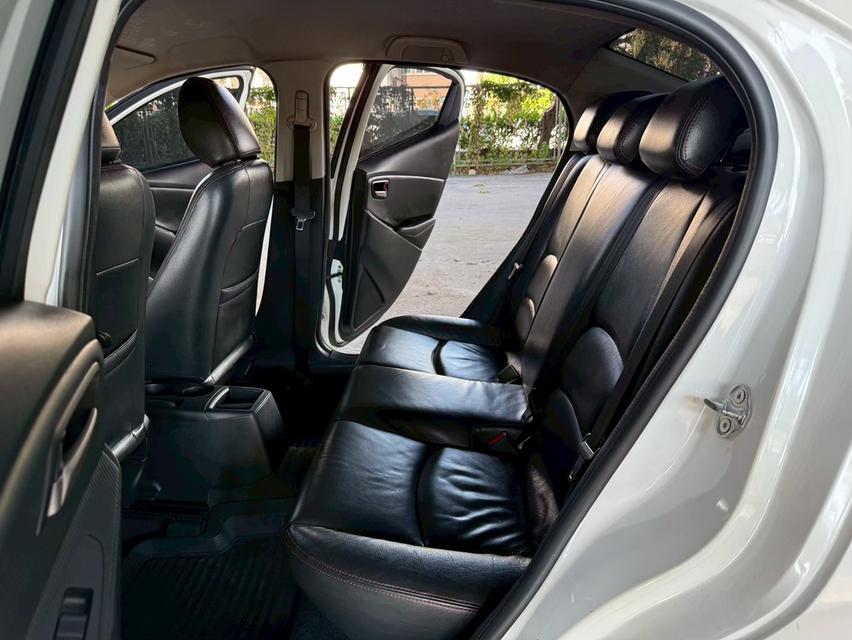 Mazda 2 1.3 SkyActiv High Sedan AT ปี 2015 รถสวยไมล์น้อย 97,xxx km. 19