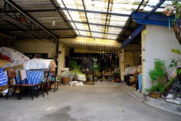 ขายที่ดินพร้อมบ้าน2ชั้น 100ตารางวา สังคมสงเคราะห์7 นาคนิวาส ลาดพร้าว71 11