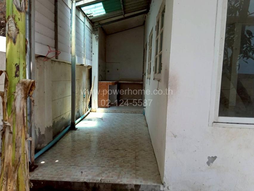 หมู่บ้านดลสิริ ลำลูกกา คลอง 9  ถนนลำลูกกา ต.บึงทองหลาง อ.ลำลูกกา จ.ปทุมธานี   4