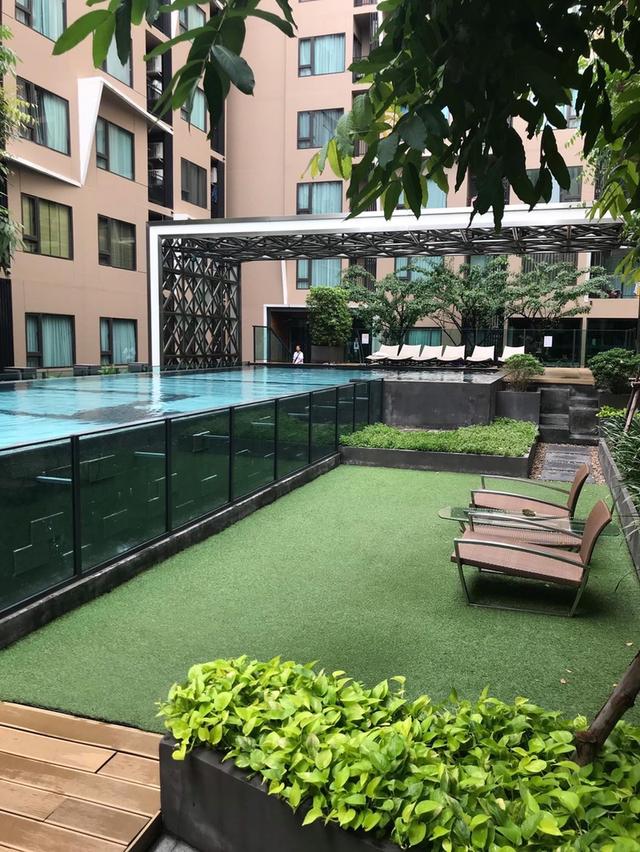 1 Bedroom Sathorn Private Living in the Heart of Bangkok’s Embassy District 3