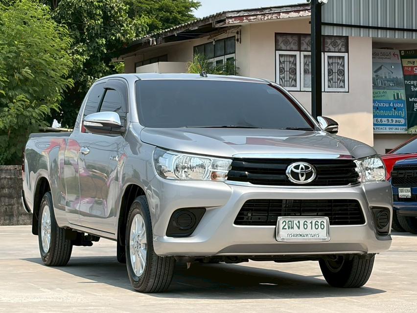 TOYOTA HILUX REVO 2.4 E ปี 2016 โฉม SMART CAB