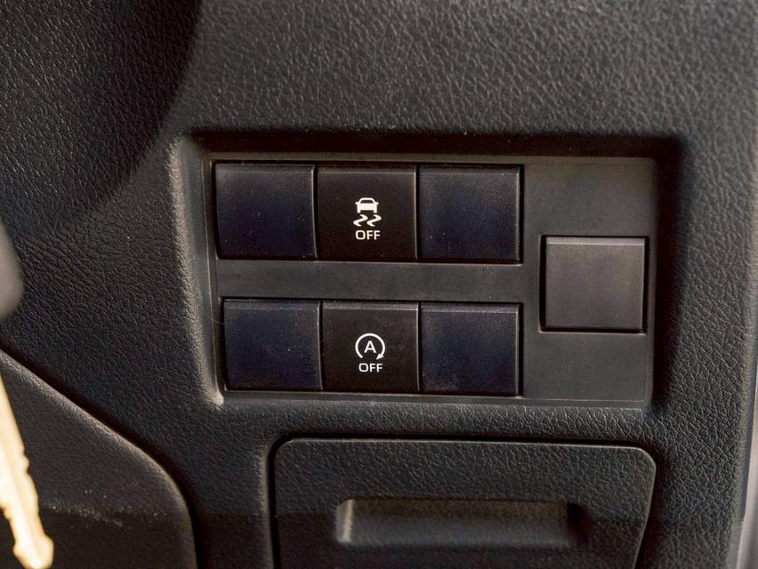 Toyota Yaris 1.2 Sport ปีจด 2021 11