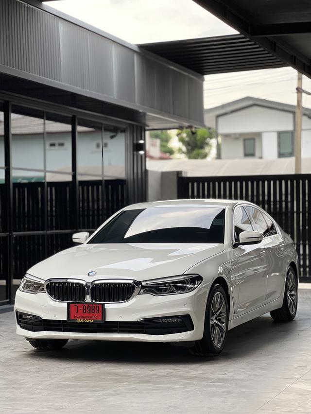 BMW 530e Elite