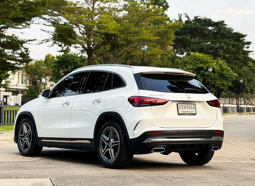 Benz GLA200 AMG Dynamic Top ปี 2021 เจ้าของเดียว ออฟชั่นแน่น รูปที่ 6