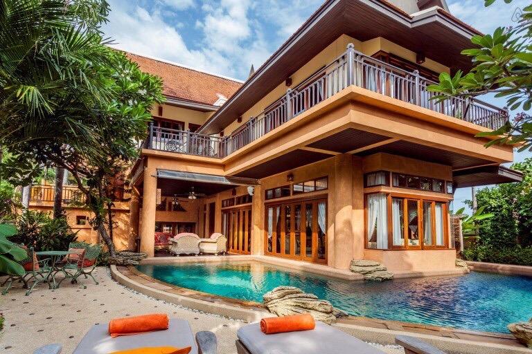 พูลวิลล่า หมู่บ้านดาราวดี 2