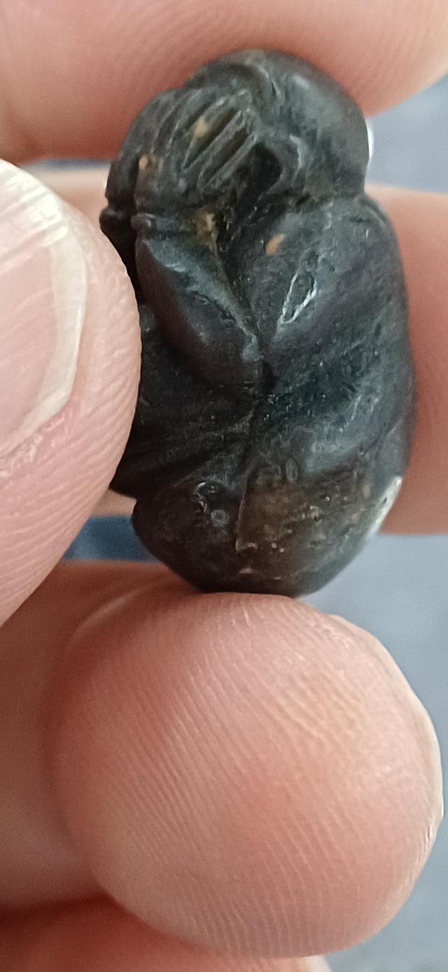 พระปิดตาลงรัก ทำจากไม้ เนื้อเก่า รูปที่ 4