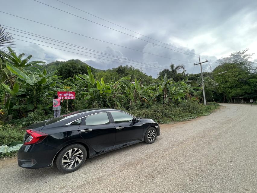 ขายที่ดินสวยสี่เหลี่ยมจัตุรัส มีโฉนด ติดถนนดำ ไฟฟ้า น้ำปะปา มีครบ วิวด้านหน้าเป็นภูเขา สามารถทำบ้านตากอากาศได้ดีใกล้กับวัดบุญน้ำทิพย์ บ้านพี้ ต.บ้านโต 7