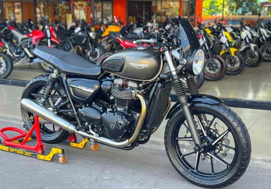 Triumph Street Twin รถมือ 2 สภาพนางฟ้า