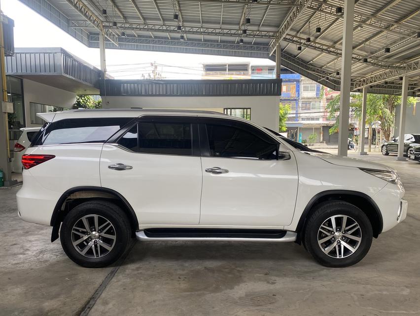 Toyota Fortuner  7