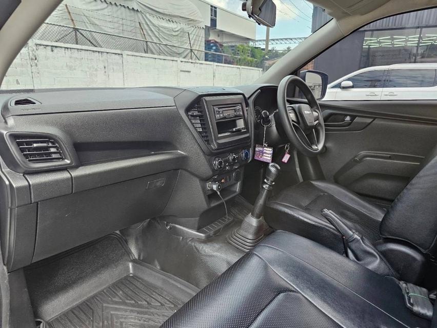 Isuzu 15