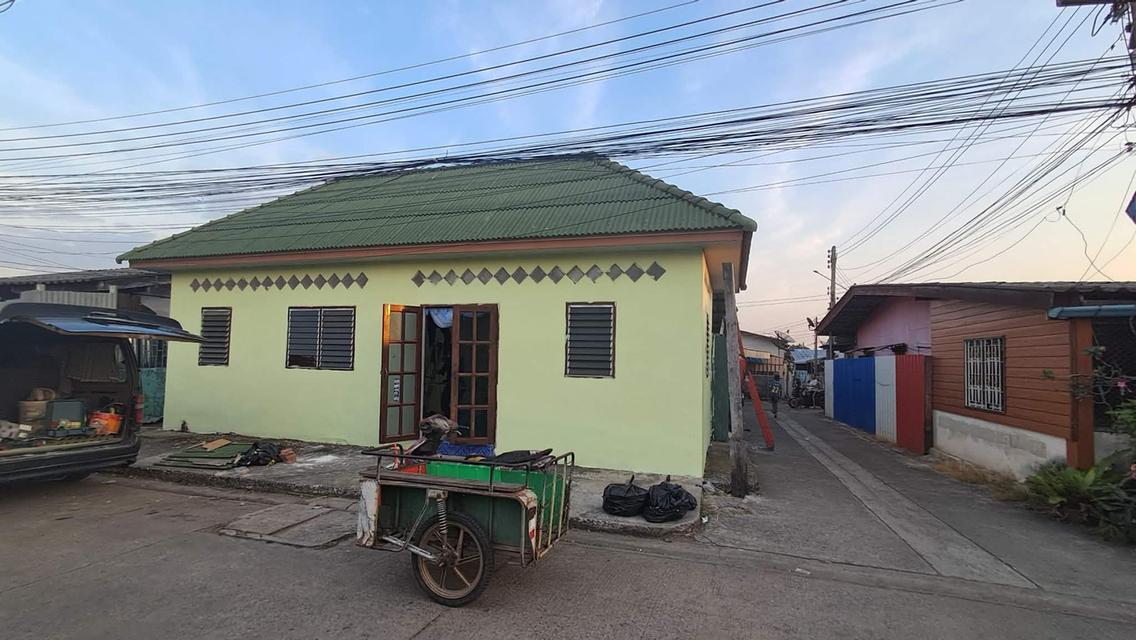 บ้าน 2 หลังบางน้ำเปรี้ยวให้เช่ารายเดือนราคาเพียง 5,000 บาทต่อเดือน 2