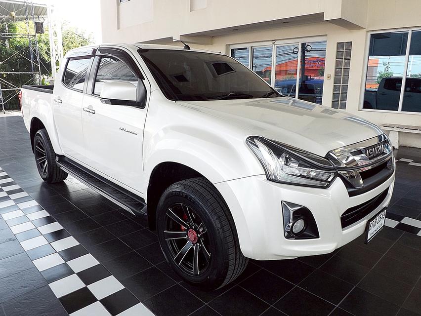 รหัสรถ KCY2549 ISUZU D-MAX HI-LANDER CAB 4 1.9Z DVD เกียร์ธรรมดา ปี 2018 รูปย่อยที่ 3